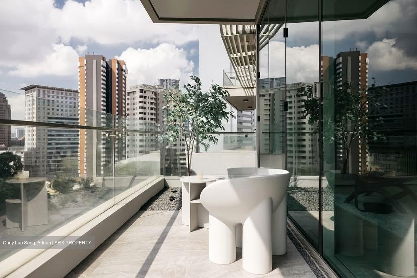 The Light @ Cairnhill (D9), Condominium #577604151